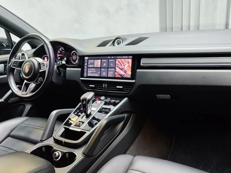 Porsche Cayenne Coupé foto 11
