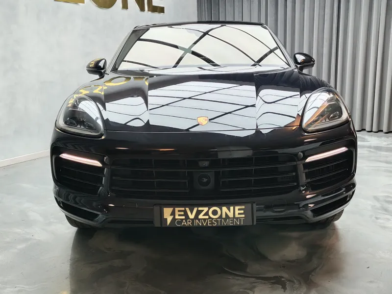 Porsche Cayenne Coupé foto 2