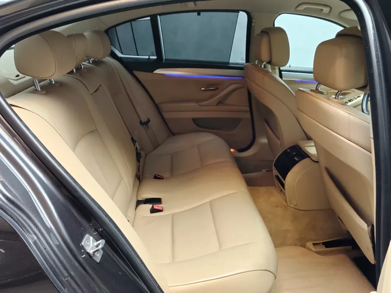 BMW 520 foto 19