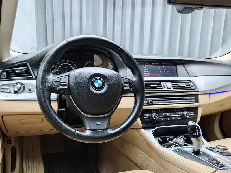 BMW 520 foto 8