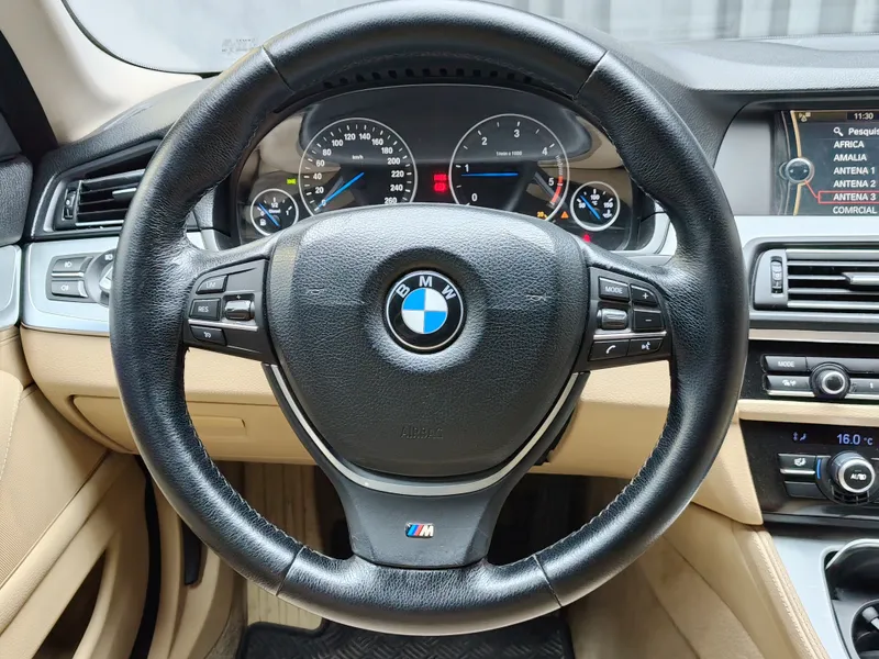 BMW 520 foto 11