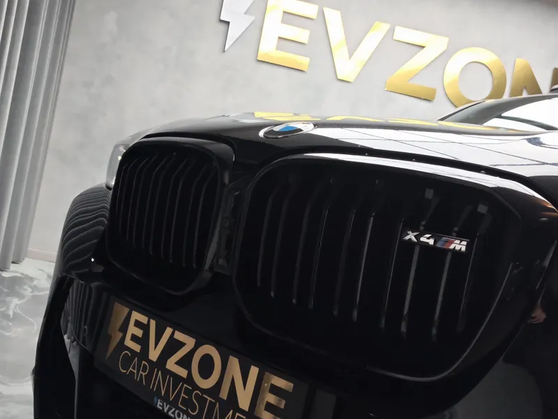 BMW X4 M foto 24