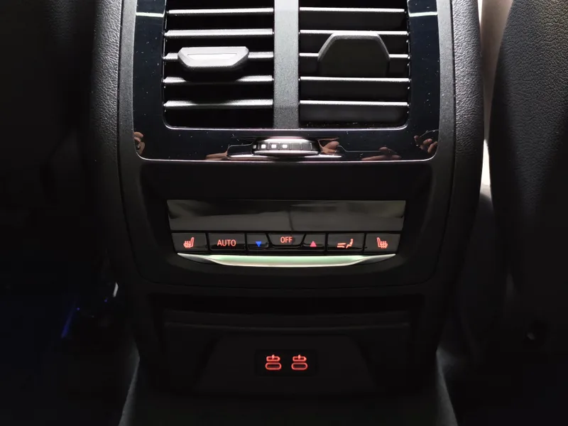BMW X4 M foto 28