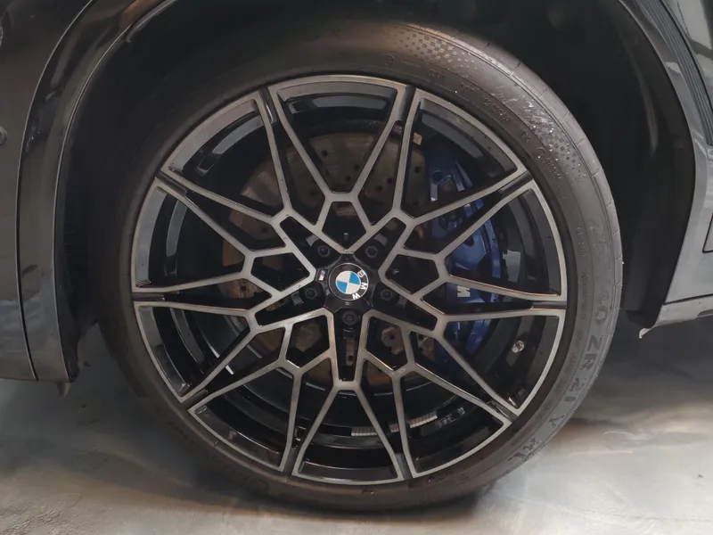 BMW X4 M foto 33