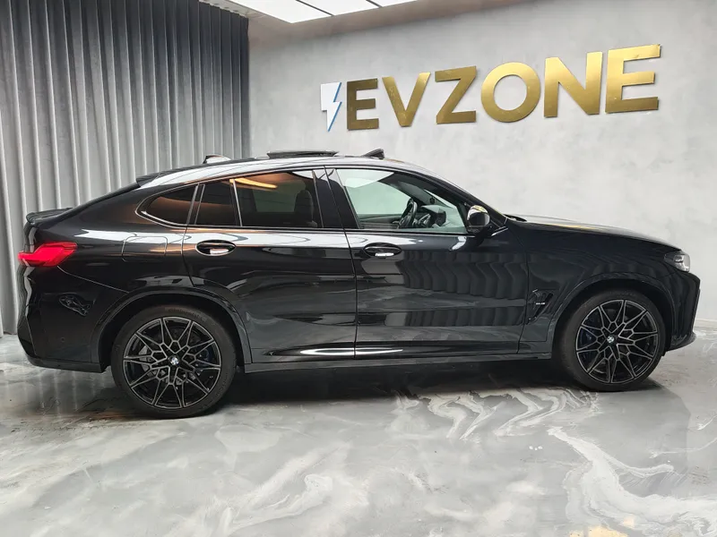 BMW X4 M foto 7