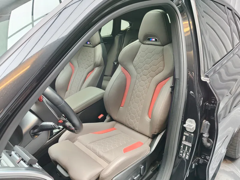 BMW X4 M foto 16