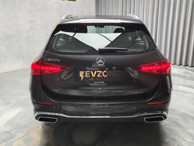 Mercedes Benz C 300 foto 5