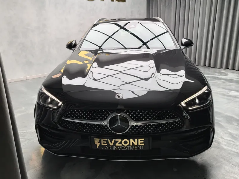 Mercedes Benz C 300 foto 2
