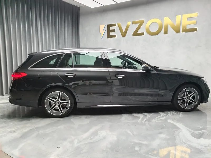 Mercedes Benz C 300 foto 6