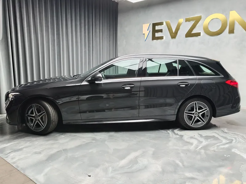 Mercedes Benz C 300 foto 4