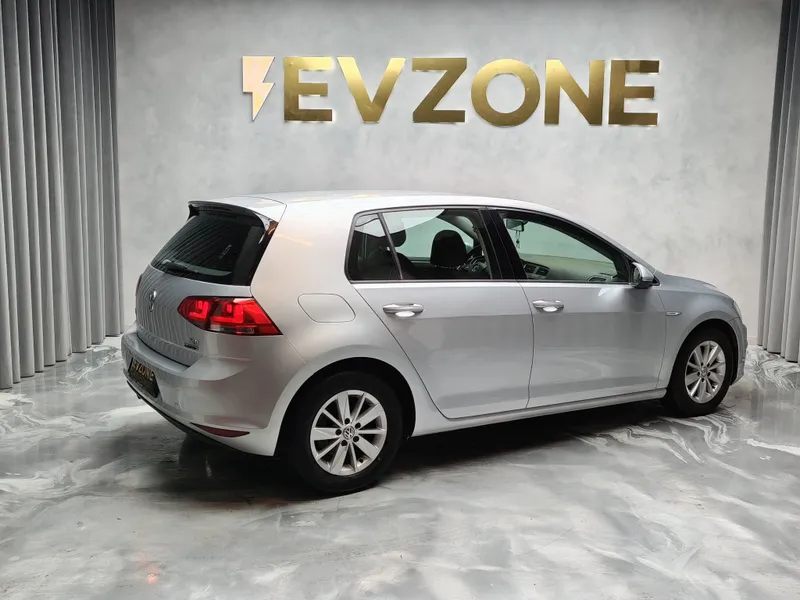 Volkswagen Golf foto 6