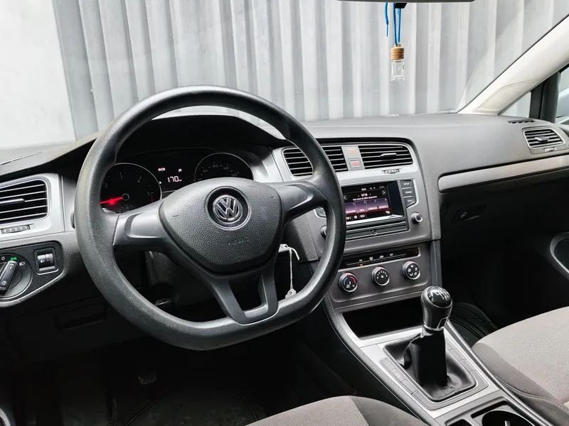 Volkswagen Golf foto 12
