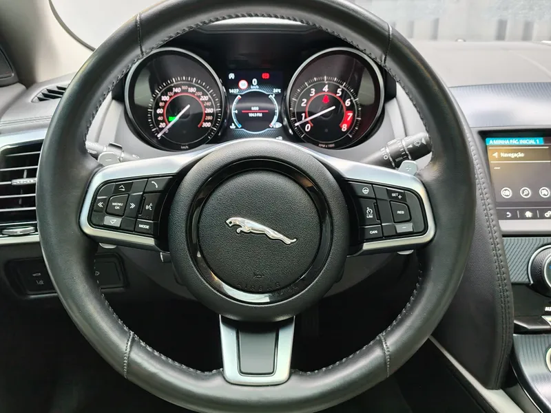 Jaguar F-Type foto 14