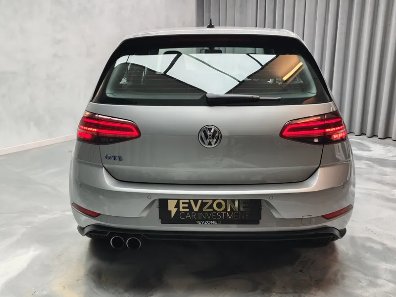 Volkswagen Golf foto 5