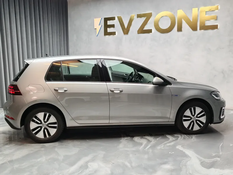 Volkswagen Golf foto 6