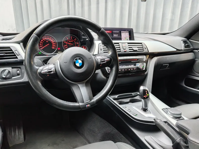 BMW 418 Gran Coupé foto 12