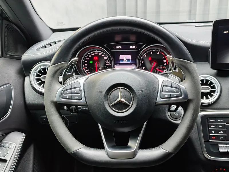 Mercedes Benz A 200 foto 12