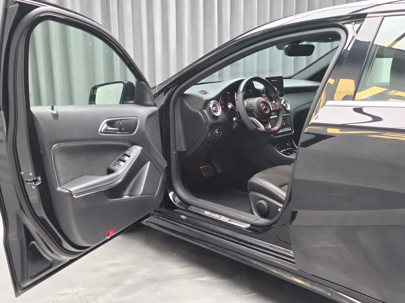 Mercedes Benz A 200 foto 8