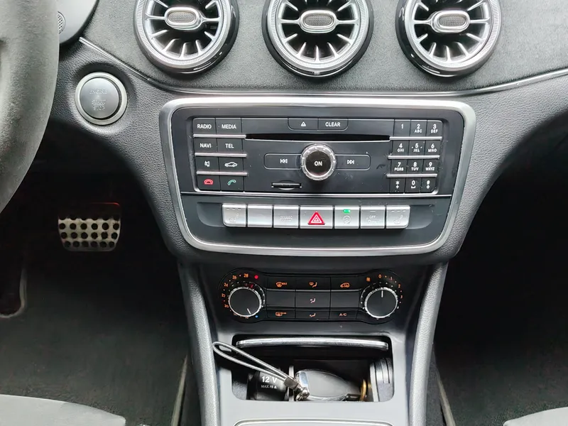 Mercedes Benz A 200 foto 15