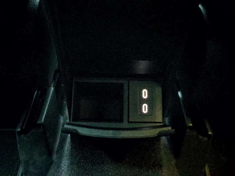 Mercedes Benz GLA 250 foto 19