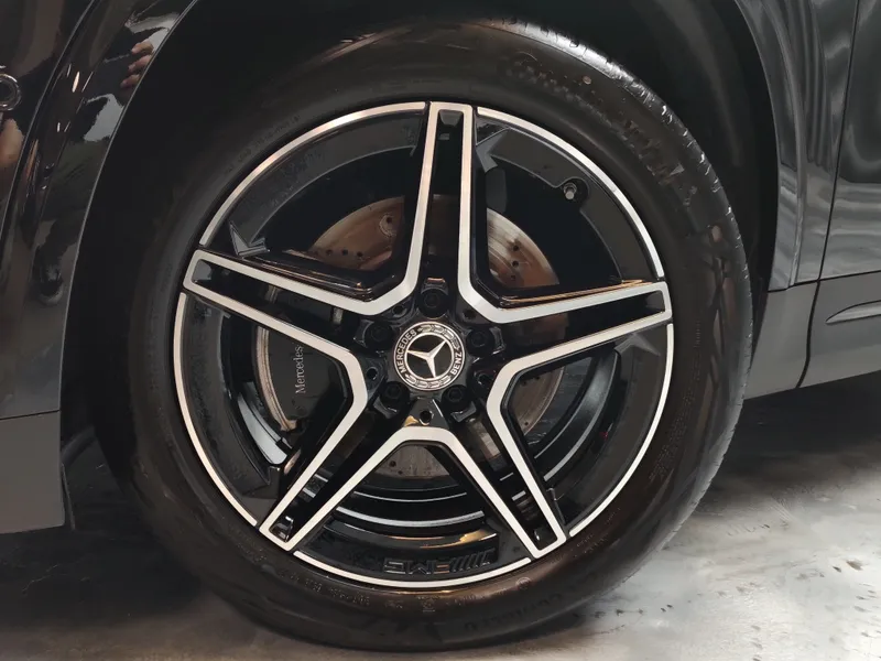 Mercedes Benz GLA 250 foto 25