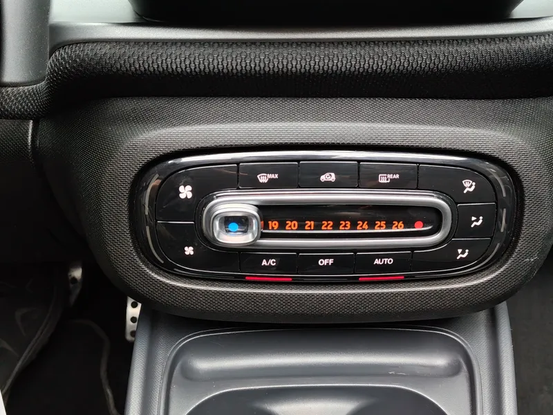 Smart ForTwo Cabrio foto 17