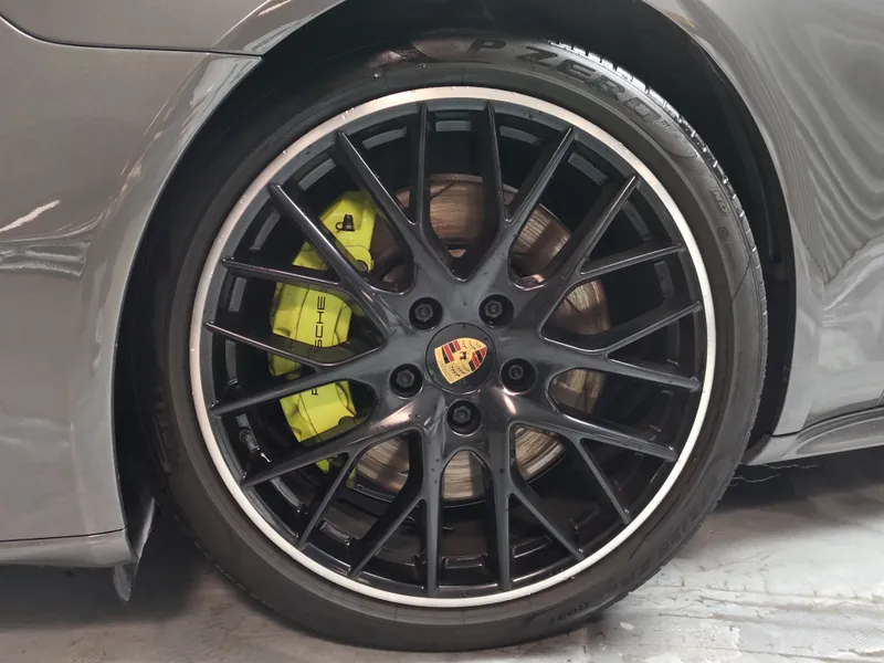Porsche Panamera foto 33