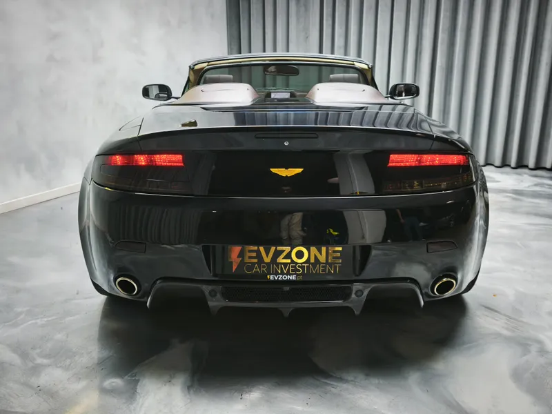 Aston Martin Vantage Roadster foto 6