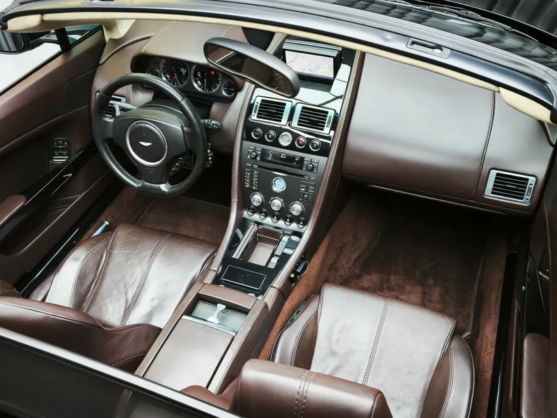 Aston Martin Vantage Roadster foto 23