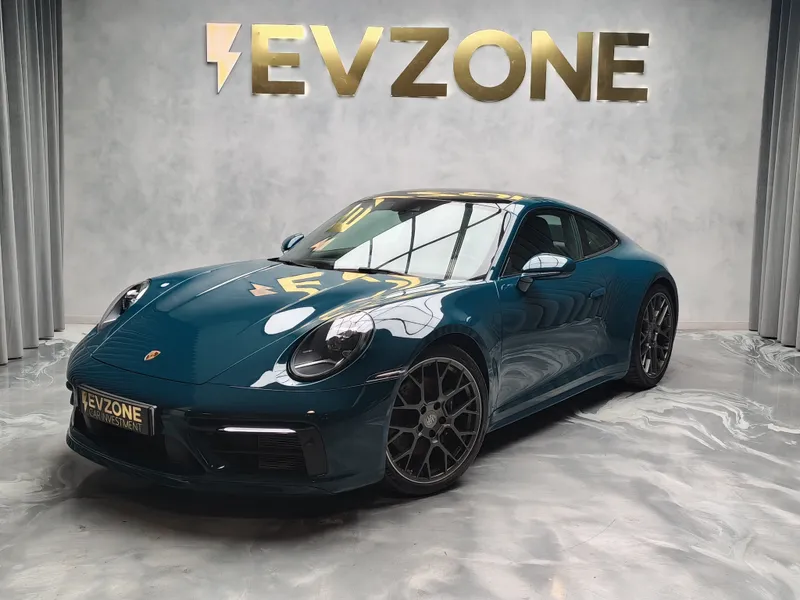 Porsche 992 foto 3