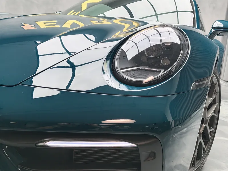 Porsche 992 foto 21
