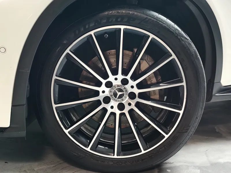 Mercedes Benz GLC 250 foto 25