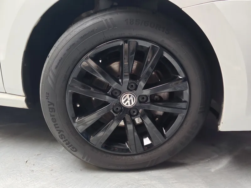 Volkswagen Polo foto 24