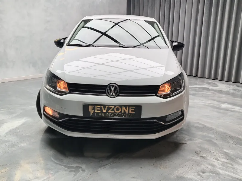 Volkswagen Polo foto 2