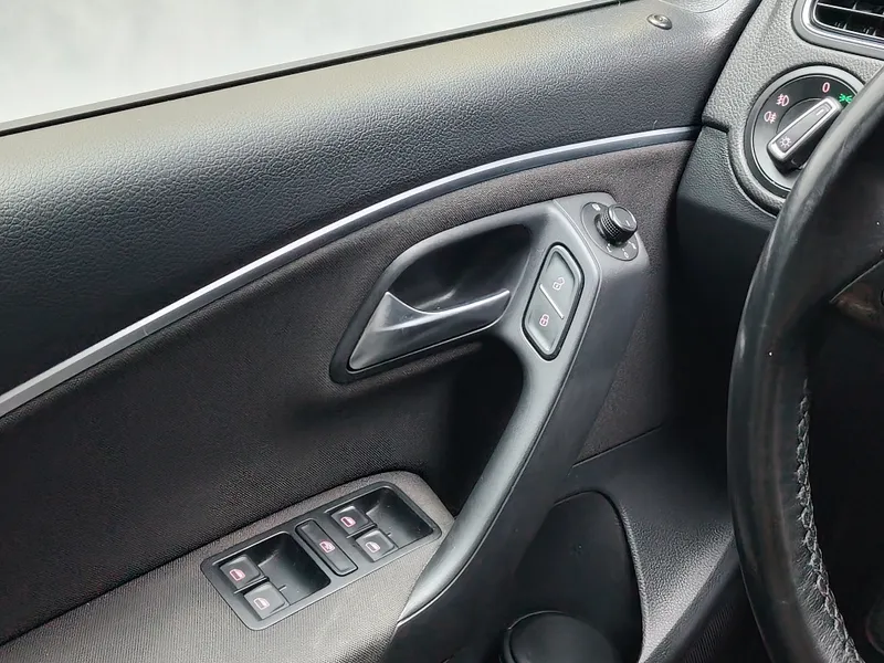 Volkswagen Polo foto 19