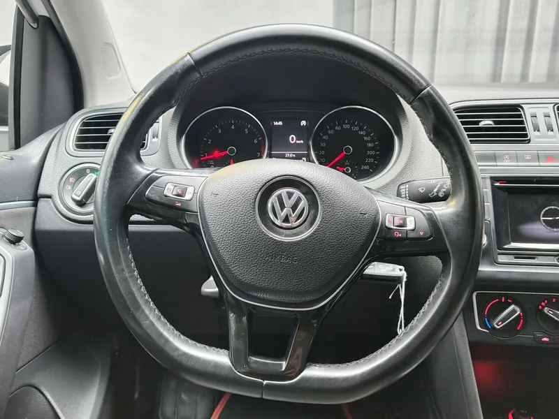 Volkswagen Polo foto 15
