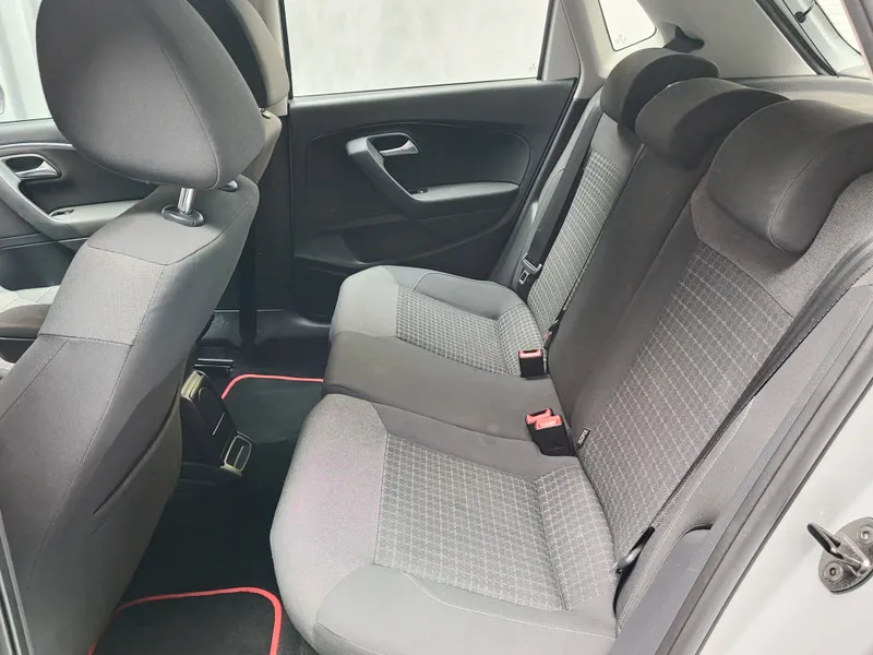 Volkswagen Polo foto 11