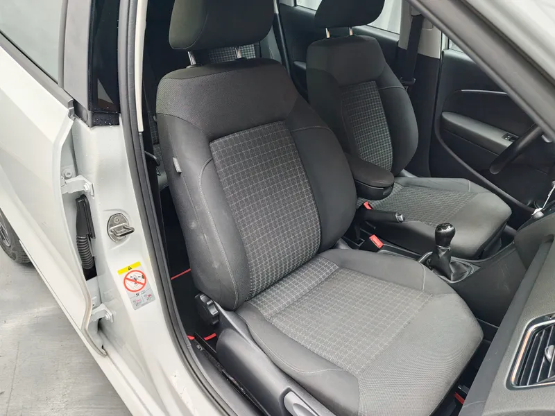 Volkswagen Polo foto 10