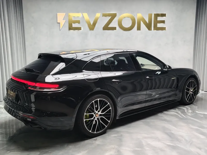 Porsche Panamera Sport Turismo foto 6