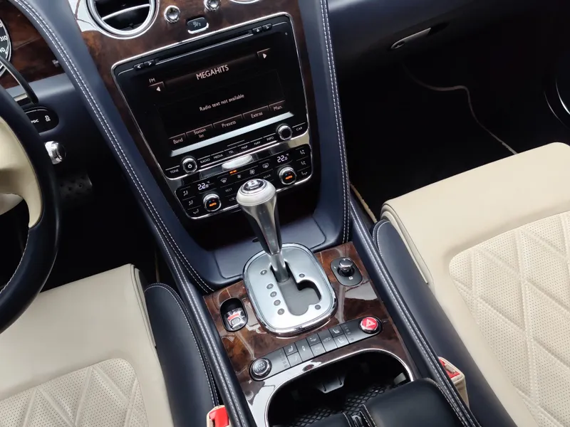 Bentley Continental foto 18