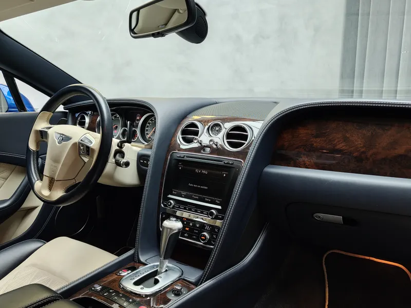 Bentley Continental foto 14