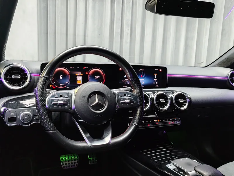 Mercedes Benz A 180 foto 12