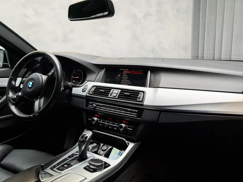 BMW 525 foto 16