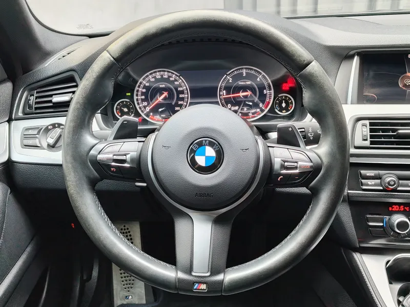 BMW 525 foto 17