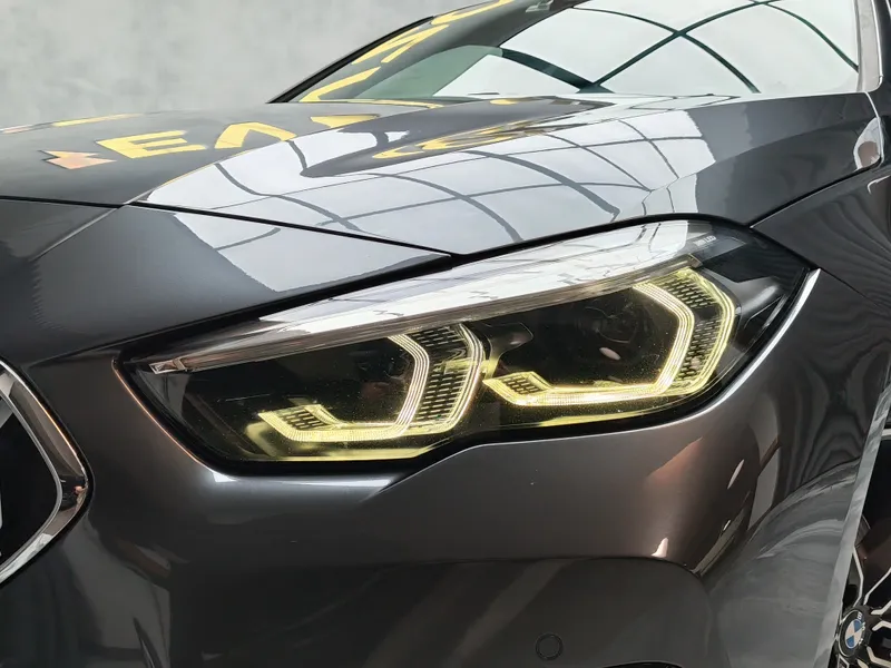 BMW 216 Gran Coupé foto 22