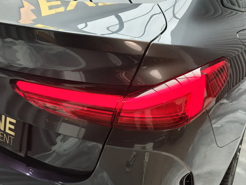 BMW 216 Gran Coupé foto 23