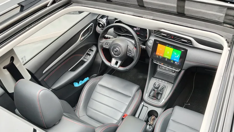 MG ZS foto 21