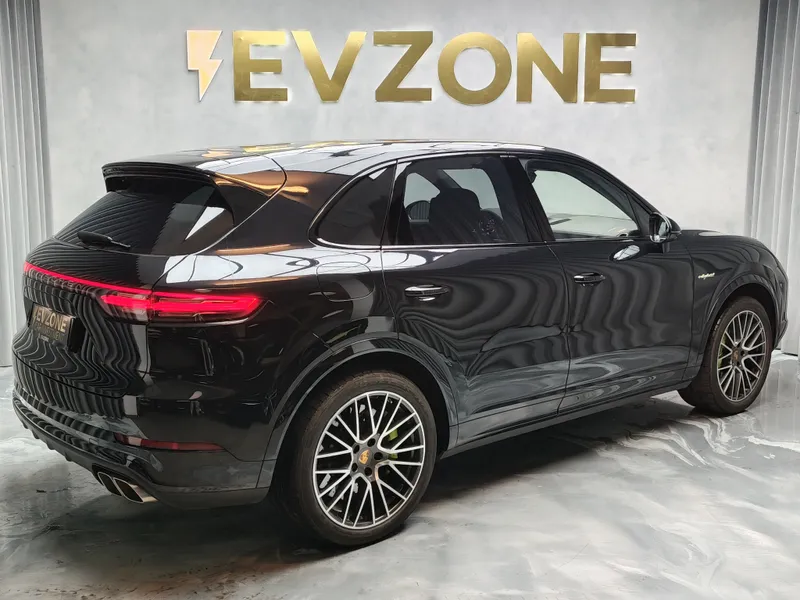 Porsche Cayenne foto 5