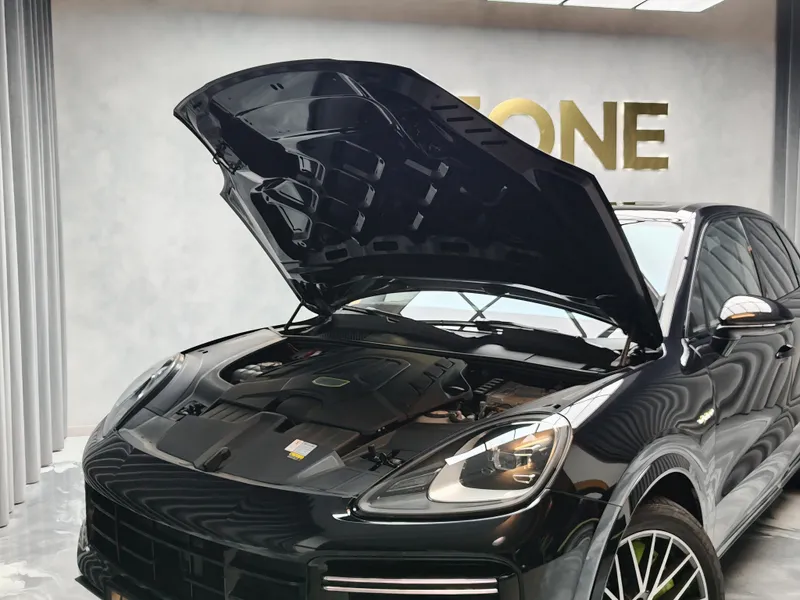 Porsche Cayenne foto 27