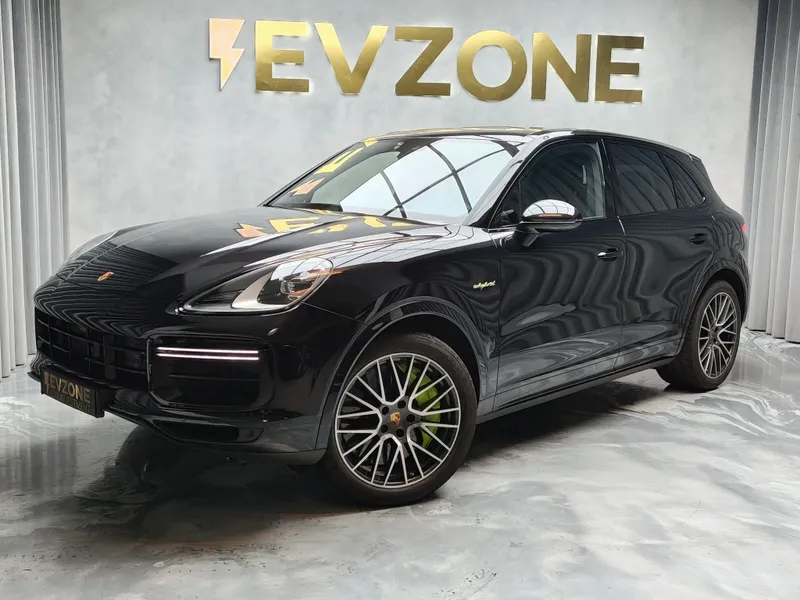 Porsche Cayenne foto 2